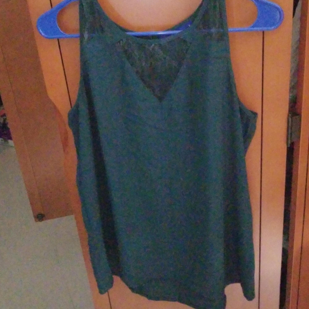 Sleeveless Forest Green Dress Shirt